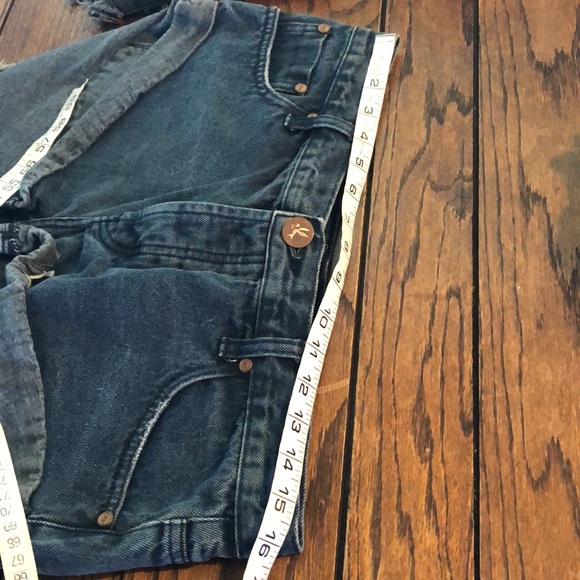 One teaspoon rolled cuff distressed denim shorts - Picture 8 of 9